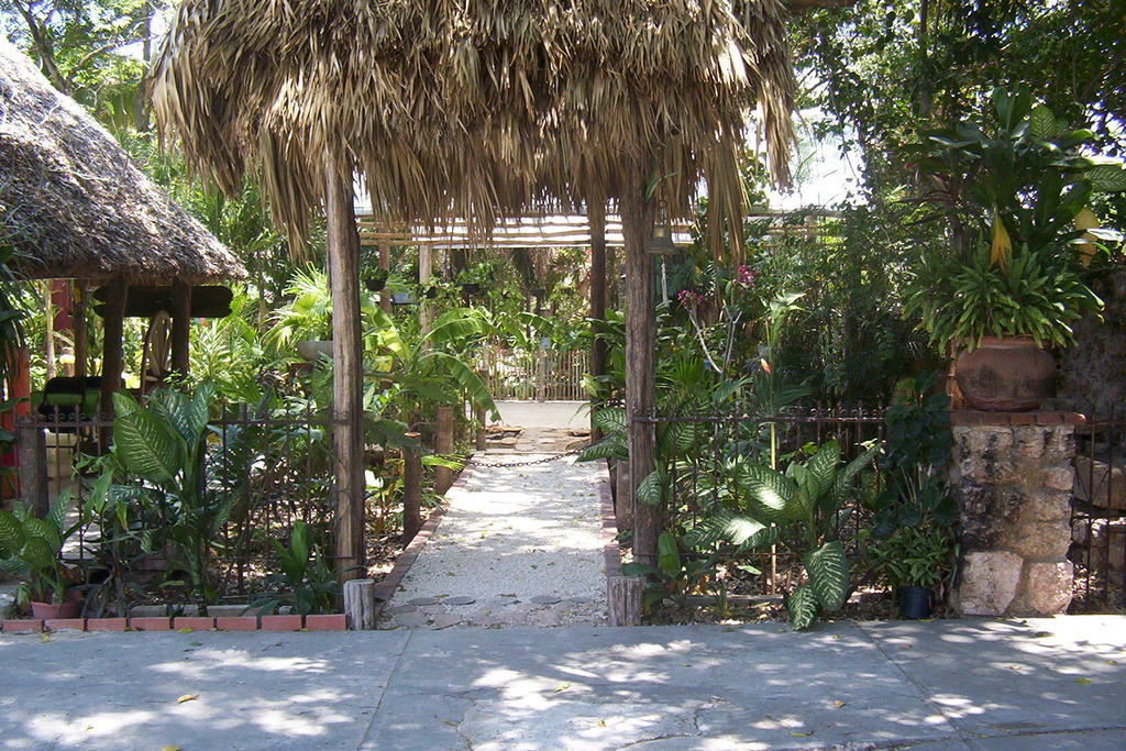 Posada El Jardin Ticul Bagian luar foto