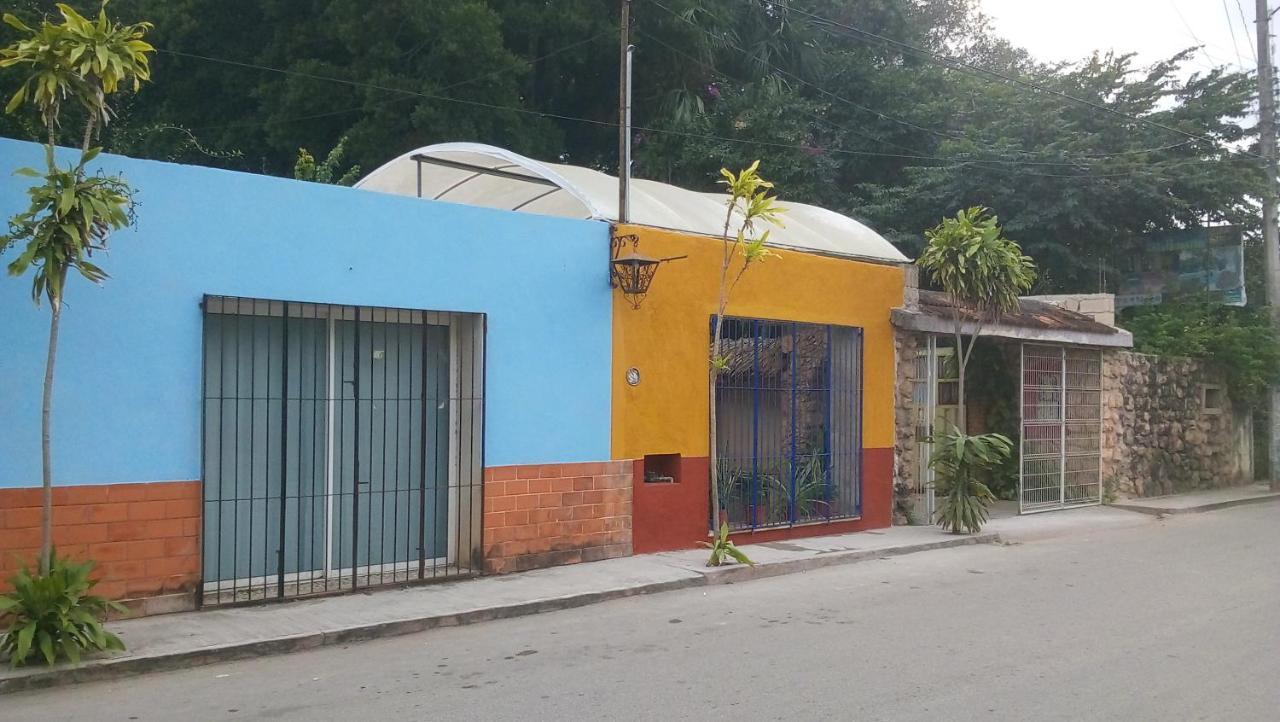 Posada El Jardin Ticul Bagian luar foto
